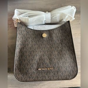 NWT MICHAEL KORS BRILEY SMALL MESSENGER CROSSBODY